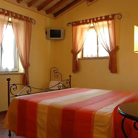 Casale Favilluta Guest House Petrignano Room photo